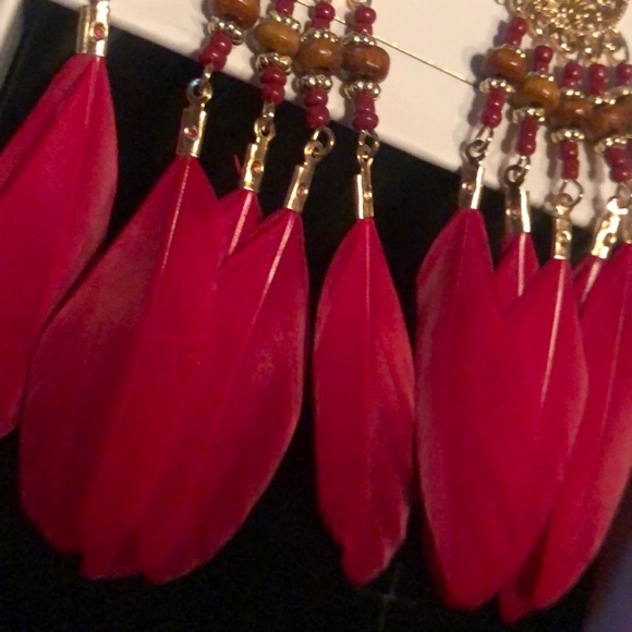 Boho Feather Long Earrings in Box Designer - Picture 5 of 6